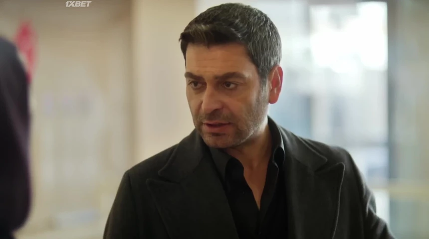 Кадры из сериала Далекий город (2024)
